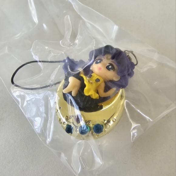 πββ¬ Human Luna Twinkle Dolly Charm Keychain - Picture 3 of 5